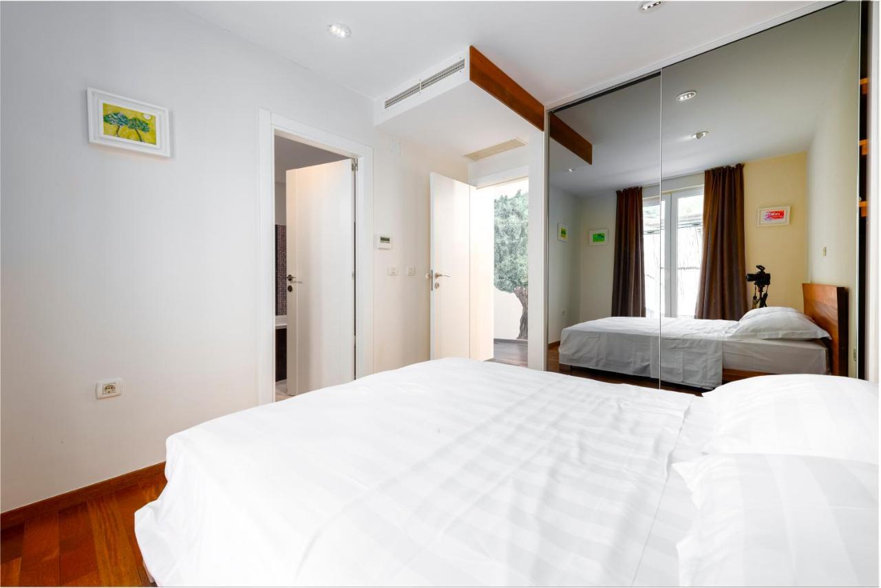 New Five Star Superior Apartment Затон Экстерьер фото