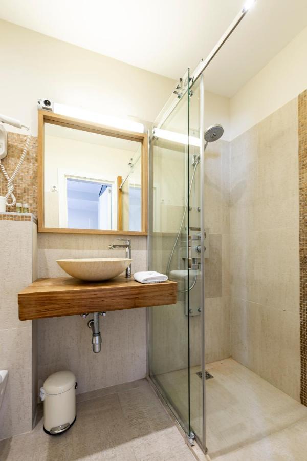 New Five Star Superior Apartment Затон Экстерьер фото