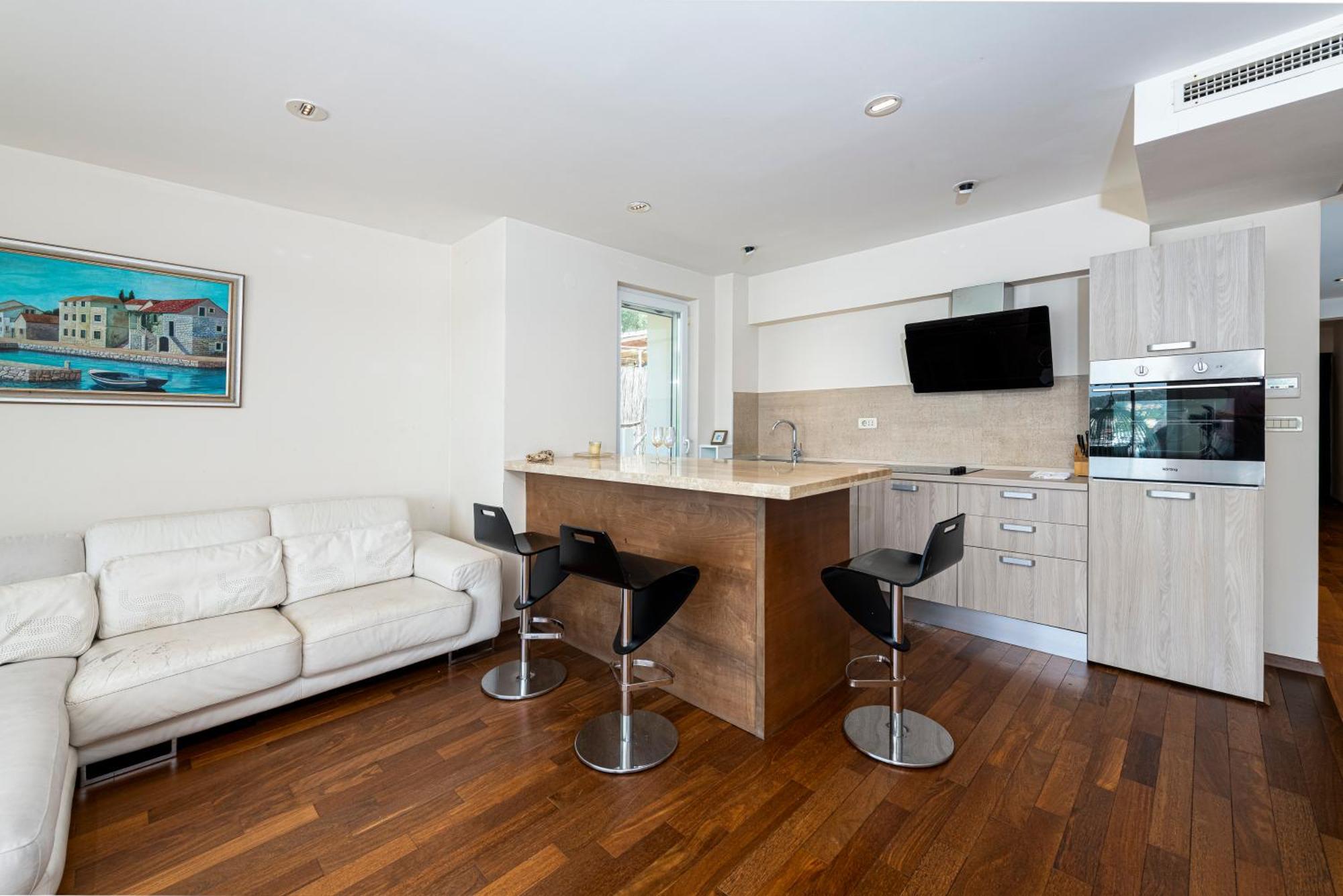 New Five Star Superior Apartment Затон Экстерьер фото